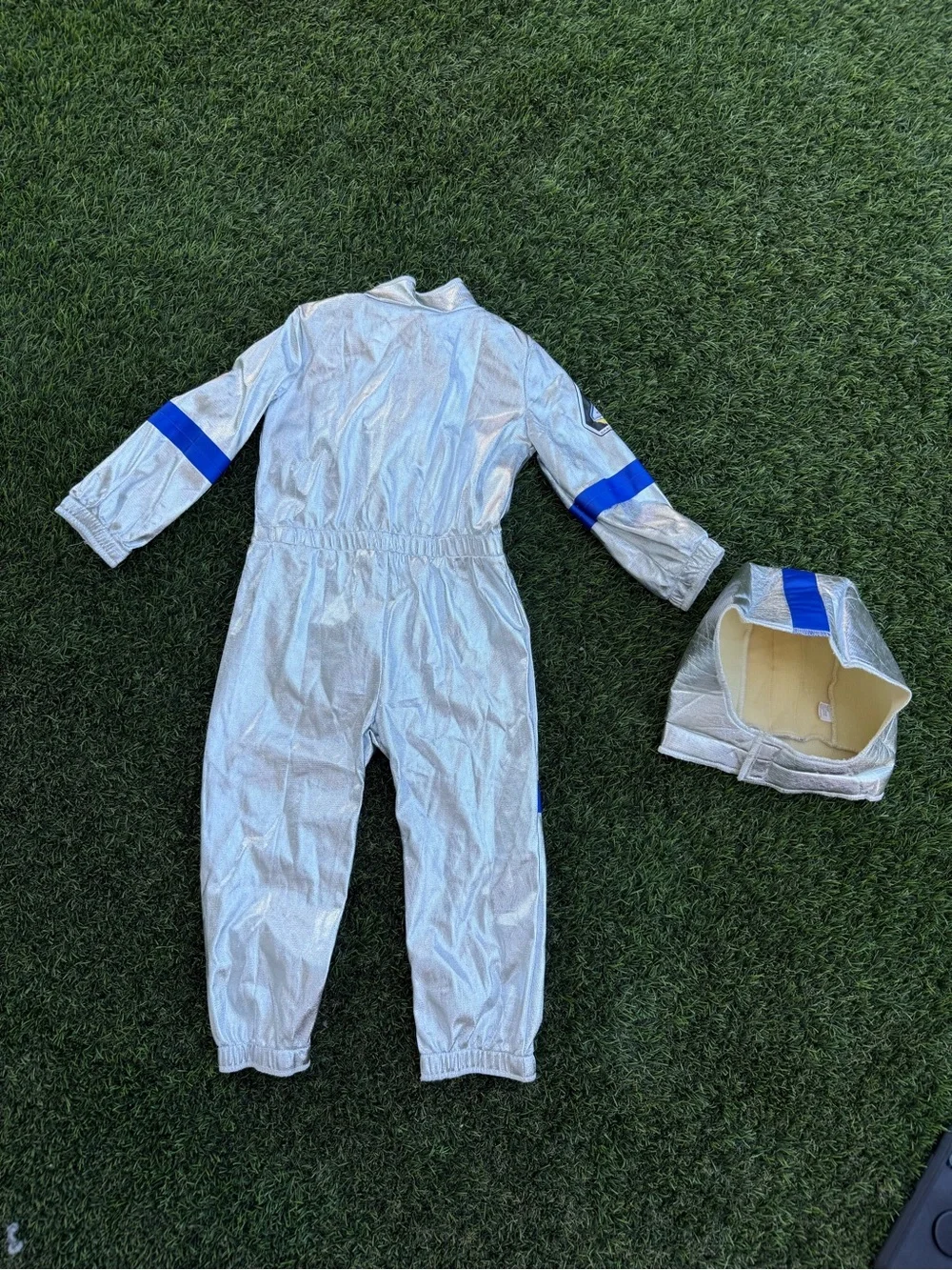 Target Silver Kids Astronaut Costume with Blue Accents - Picture 4 of 4